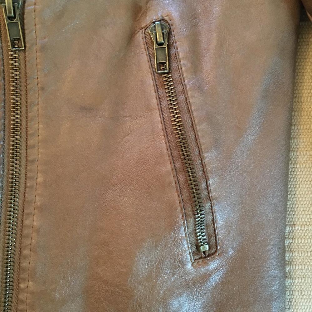 Host Pick! BB DAKOTA FAUX LEATHER JACKET– Size Small Ladies - Picture 5 of 7